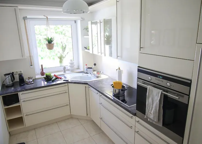 Appartement Zentral - Gemuetlich - Kueche - Balkon - Garage Bad Lippspringe